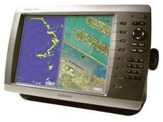 GARMIN GPSMAP 4012 BIG-SCREEN CHARTPLOTTER FOR MARINE NETWORK - 1