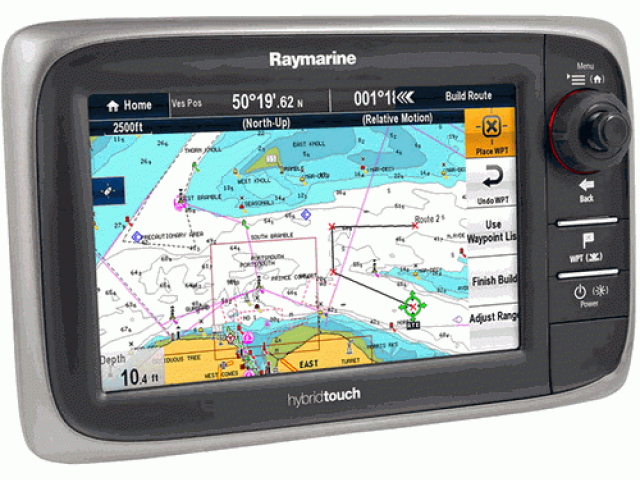 RAYMARINE E62355-GLD E7D MF CHARTPLOTTER/FISHFINDER GOLD BUNDLE - 1