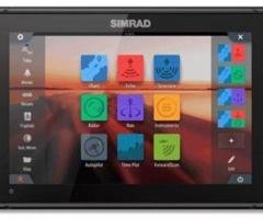 Simrad GO12 XSE with Navionics+ and C-Map Insight Pro Charts